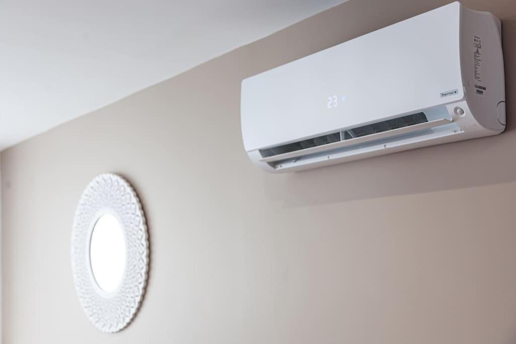 Cote Cour - Gare/Centre, Neuf, Clim Apartment Chateauroux Ngoại thất bức ảnh